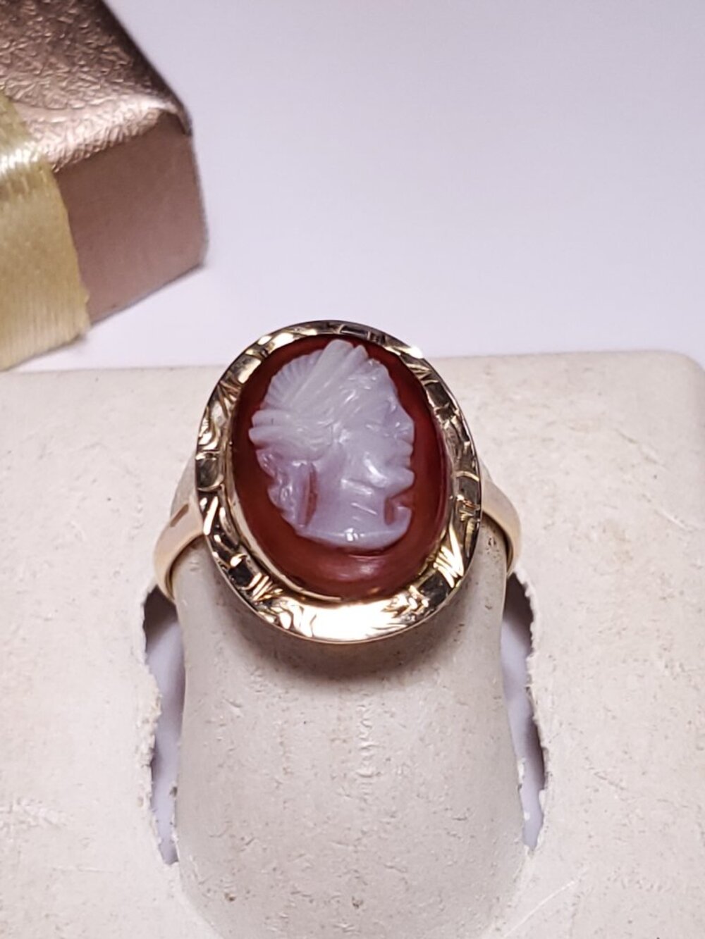 Antique 14X10mm Natural Oval Cameo dropped etched edge 10Kt Y/G S-6.5 Ring#24191
